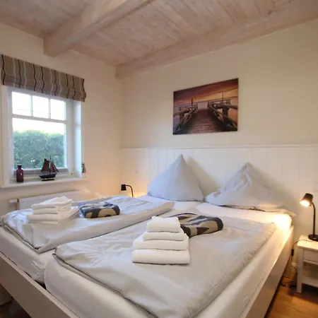 Susanne-fischer Weg 51, Haus Schwertmuschel Вик-ауф-Фёр