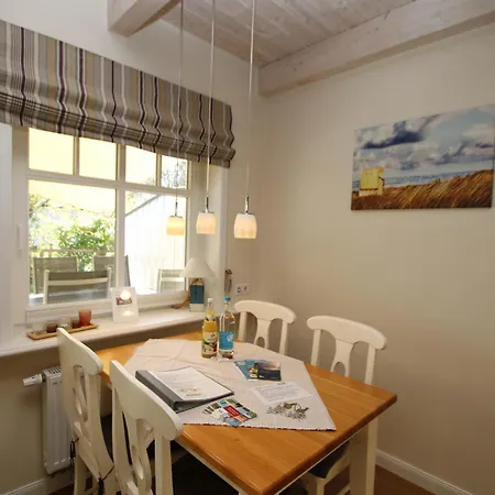 Дом отдыха Susanne-fischer Weg 51, Haus Schwertmuschel Вик-ауф-Фёр